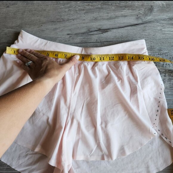 Lululemon Find Your Pace Short - Picture 6 of 9